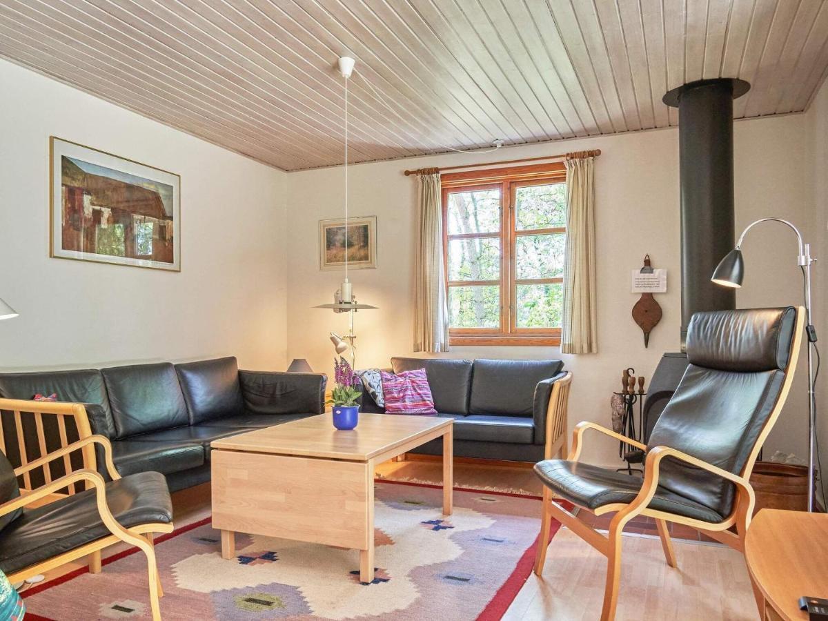 Three-Bedroom Holiday Home In Ronne 4 Exterior foto