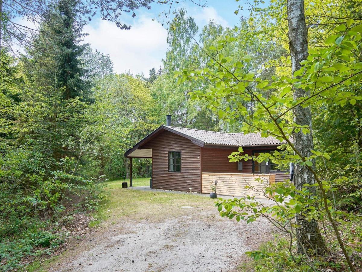Three-Bedroom Holiday Home In Ronne 4 Exterior foto